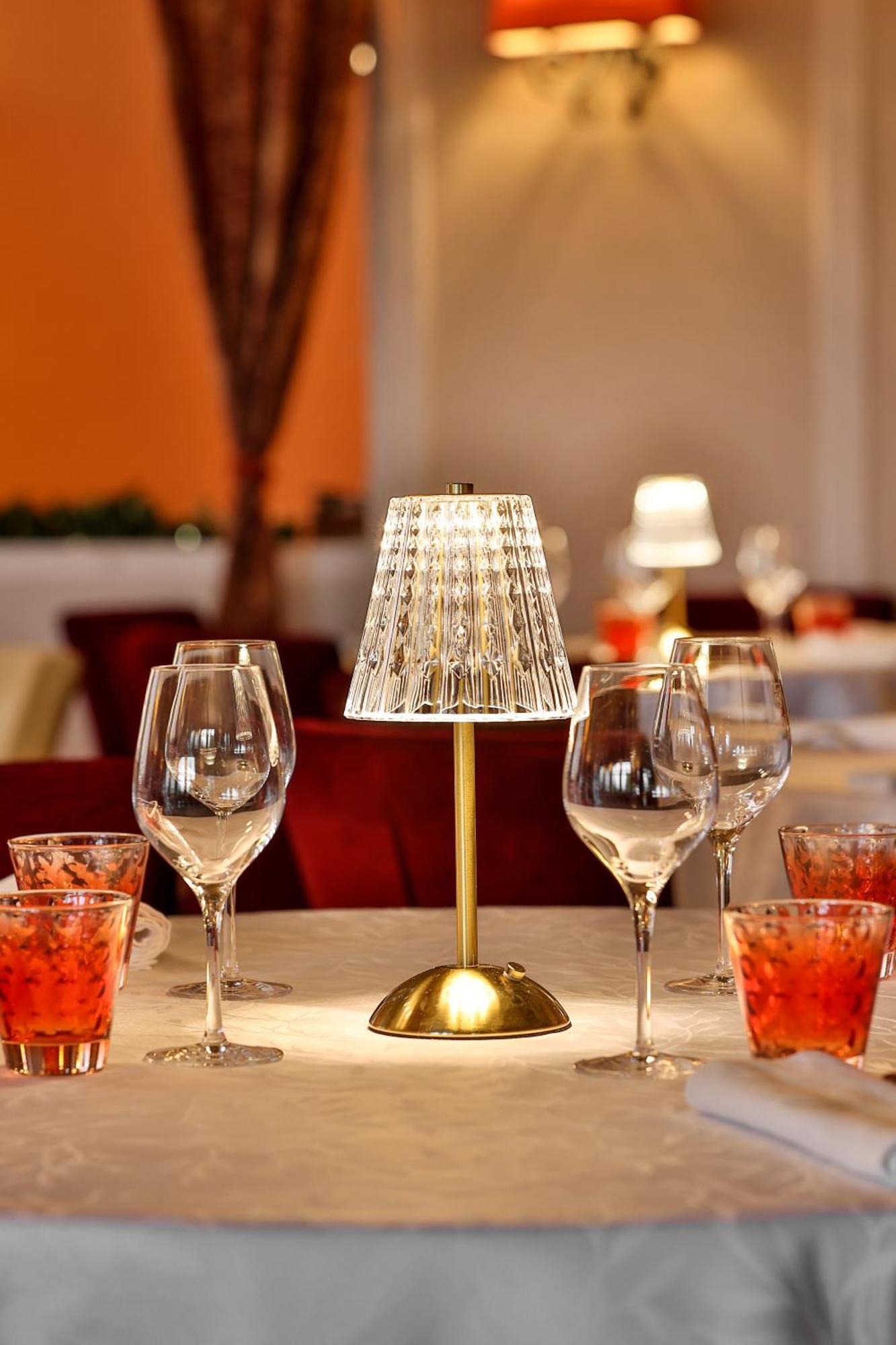 Logis Hotel-Restaurant Les Voyageurs La Coquille Luaran gambar