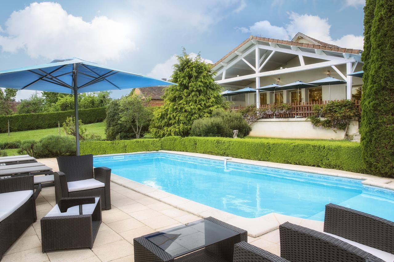Logis Hotel-Restaurant Les Voyageurs La Coquille Luaran gambar